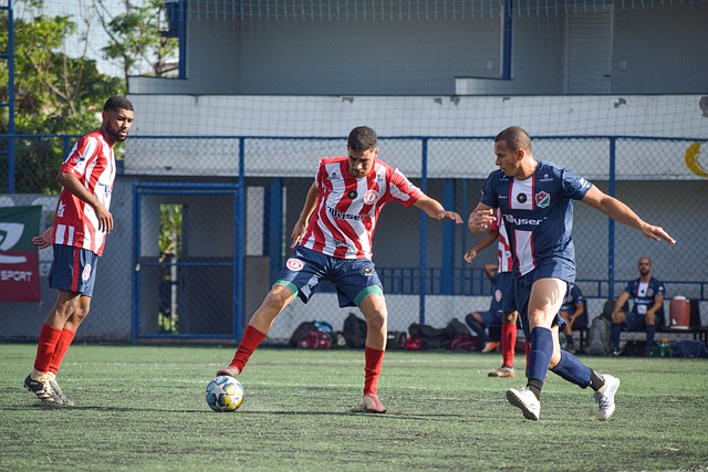 港珠澳半馬｜公務員跑手索取川內優輝簽名　「希望學習他的毅力」.
